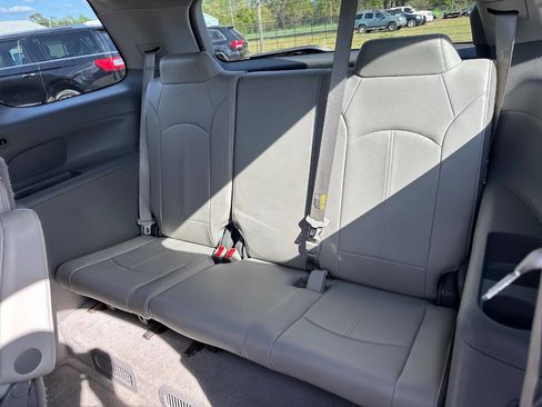 Used 2015 GMC Acadia SLT FWD image 7