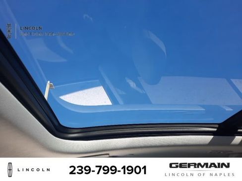 Used 2025 Lincoln Aviator Reserve w/ Luxury Package image 12