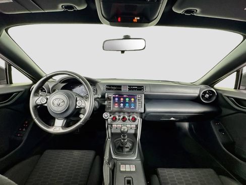 Used 2023 Toyota GR86 RWD image 17