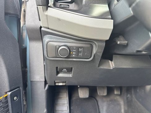 Used 2022 Ford Bronco Badlands AWD/4WD image 9