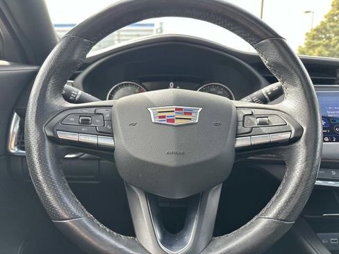 Used 2023 Cadillac XT4 Sport w/ Cold Weather Package AWD/4WD image 20