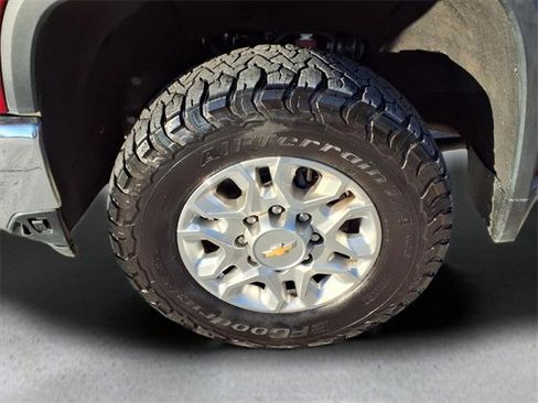 Used 2024 Chevrolet Silverado 2500 LT w/ All Star Edition image 24