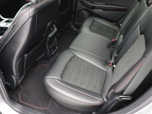 Used 2022 Ford Edge ST-Line AWD/4WD image 10