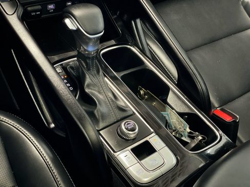 Certified 2024 Kia Telluride S w/ S Sunroof Package FWD image 25
