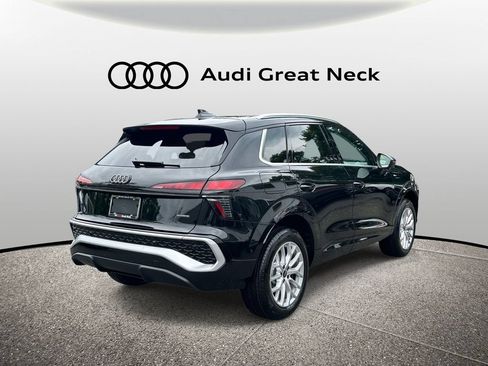 New 2026 Audi Q3 quattro 2.0T AWD/4WD image 10