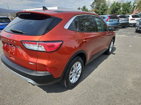 Used 2020 Ford Escape SE AWD/4WD image 3