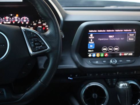 Used 2021 Chevrolet Camaro SS RWD image 32
