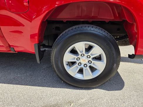 Certified 2025 Chevrolet Silverado 1500 LT image 17