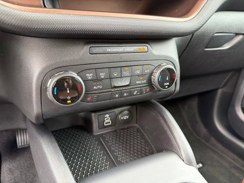 Used 2023 Ford Bronco Sport Outer Banks AWD/4WD image 18