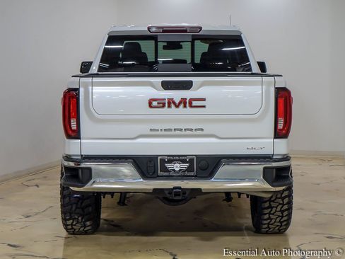 Used 2022 GMC Sierra 1500 SLT w/ SLT Convenience Package AWD/4WD image 7