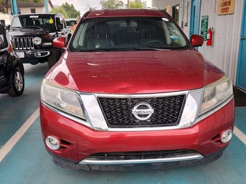 Used 2015 Nissan Pathfinder SL w/ SL Tech Package FWD image 5