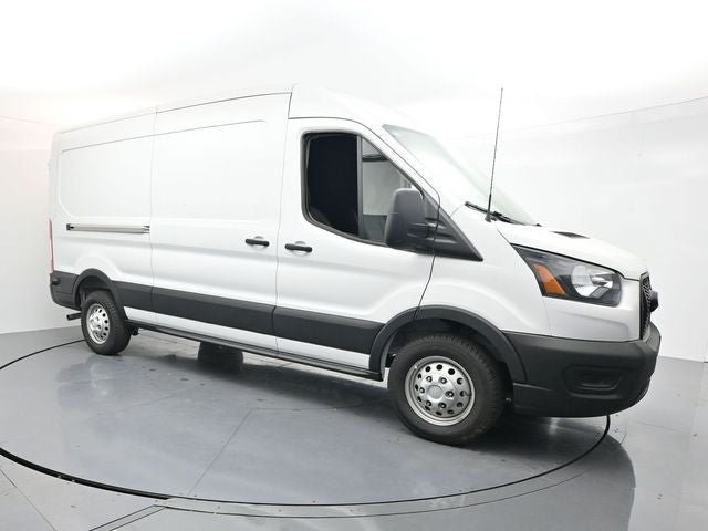 New 2026 Ford Transit 250 148 Medium Roof w/ Load Area Protection Package RWD image 3