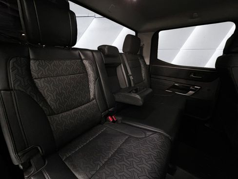 Used 2023 Toyota Tundra Limited AWD/4WD image 16
