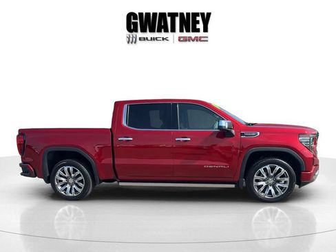 Used 2023 GMC Sierra 1500 Denali w/ Denali Reserve Package AWD/4WD image 4