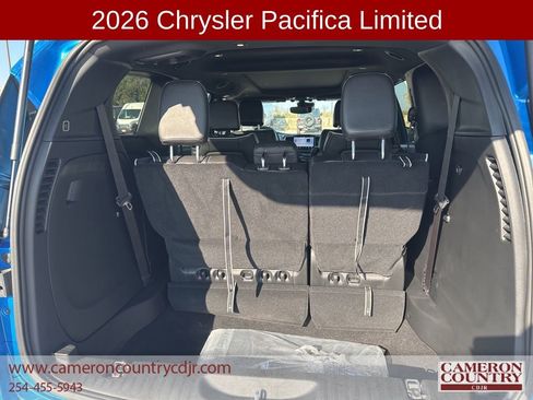 New 2026 Chrysler Pacifica Limited image 13