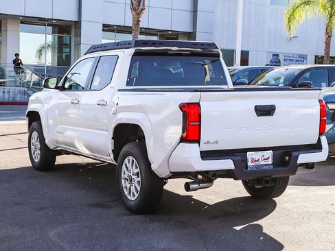 Used 2026 Toyota Tacoma SR5 image 11