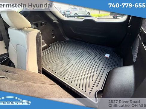 Used 2017 Hyundai Santa Fe Sport w/ 2.0T Ultimate Tech Package 05 AWD/4WD image 25