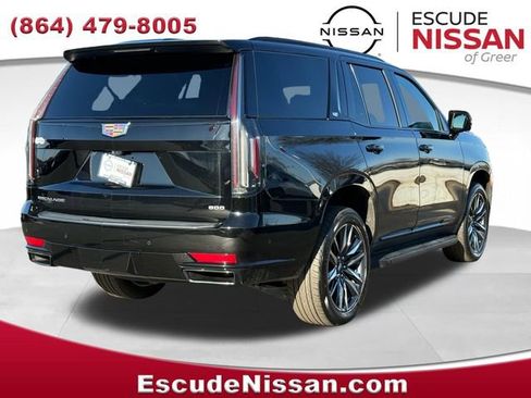 Used 2024 Cadillac Escalade Sport image 3