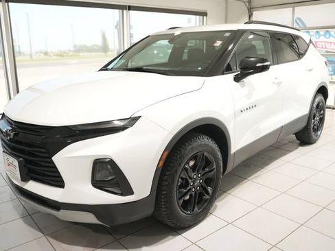 Used 2022 Chevrolet Blazer LT w/ Sound & Technology Package AWD/4WD image 4