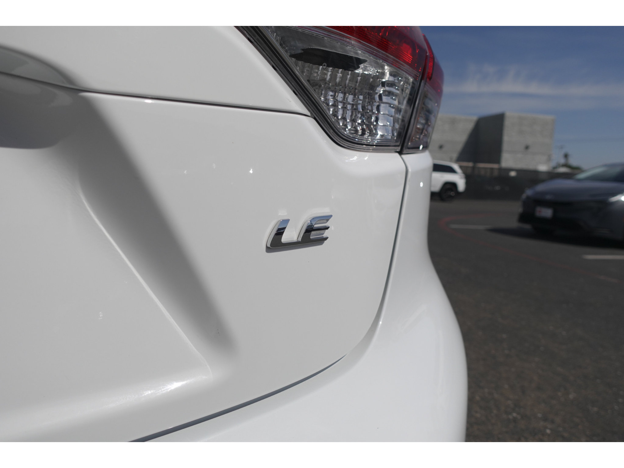 Used 2025 Toyota Corolla LE FWD image 25