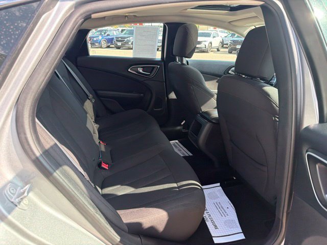 Used 2016 Chrysler 200 Limited w/ Anniversary Edition FWD image 19