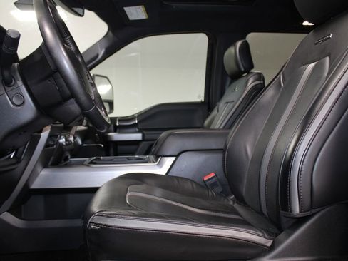 Used 2019 Ford F250 Platinum w/ Platinum Ultimate Package image 40