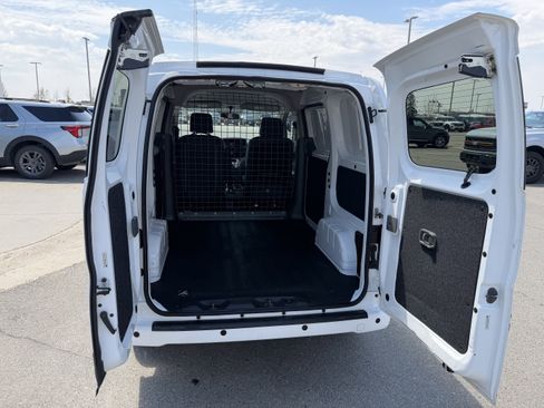 Used 2015 Chevrolet City Express LT w/ Appearance Package FWD image 22