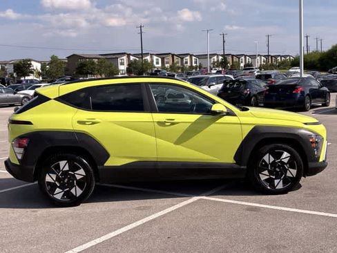 Used 2024 Hyundai Kona SEL FWD image 7