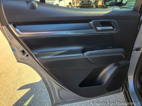 Used 2025 GMC Terrain Elevation w/ Technology Package II image 18