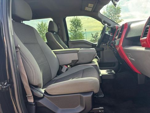 Used 2017 Ford F150 XL w/ Equipment Group 101A Mid AWD/4WD image 8