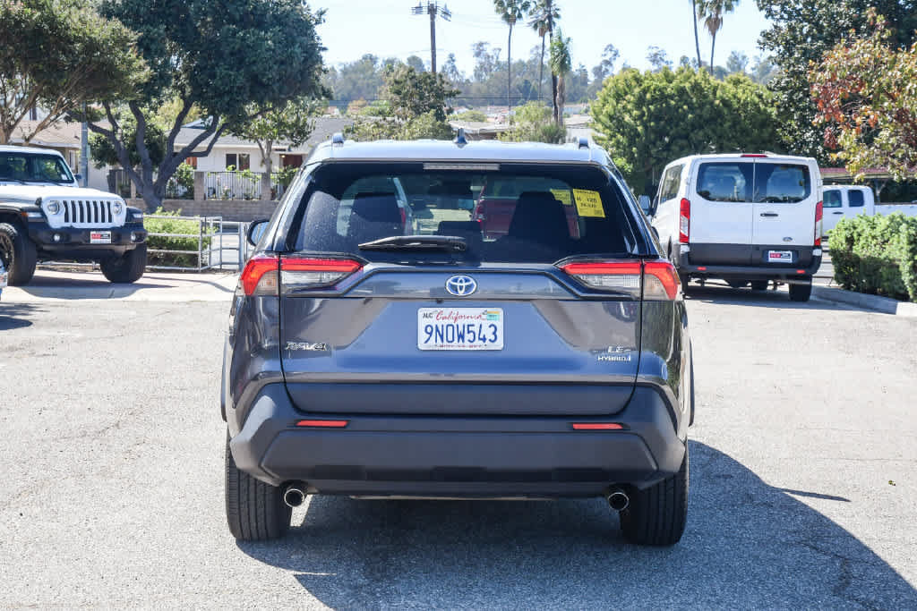 Certified 2024 Toyota RAV4 LE AWD/4WD image 8