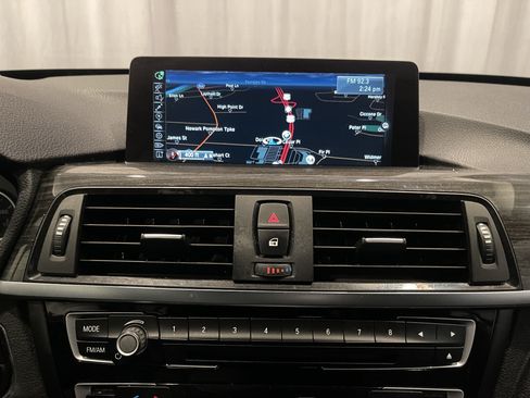 Used 2016 BMW 428i xDrive Convertible AWD/4WD image 22