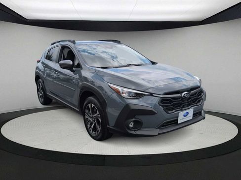 Used 2024 Subaru Crosstrek 2.0i Premium AWD/4WD image 2