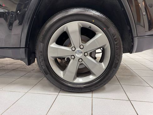 Used 2015 Jeep Grand Cherokee Limited AWD/4WD image 68