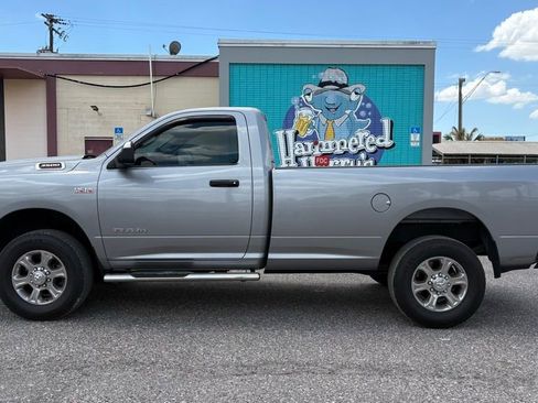 Used 2019 RAM 3500 Tradesman w/ Chrome Appearance Group AWD/4WD image 6