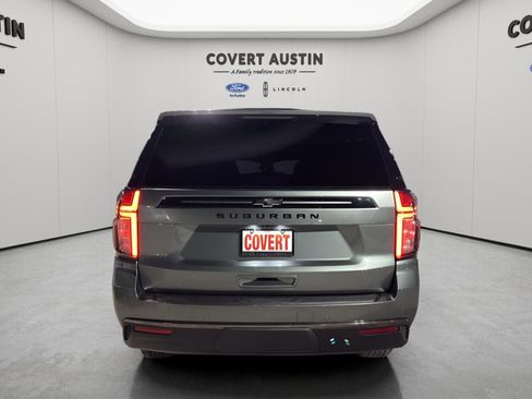 Used 2023 Chevrolet Suburban Z71 w/ Luxury Package image 4