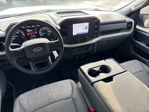 Used 2021 Ford F150 XLT image 15