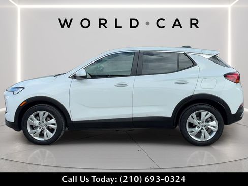 Used 2025 Buick Encore GX Preferred FWD image 6