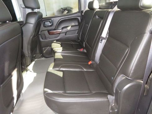 Used 2015 GMC Sierra 1500 SLT w/ SLT Crew Cab Value Package image 28