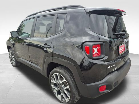 Used 2022 Jeep Renegade Limited w/ Sun, Sound & Wheels Group AWD/4WD image 4