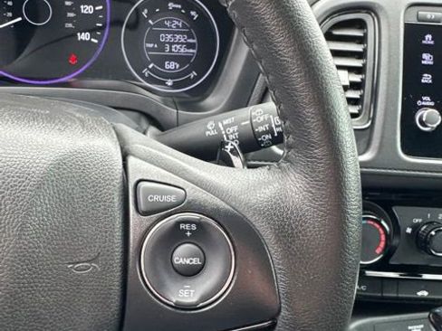 Used 2020 Honda HR-V Sport image 27