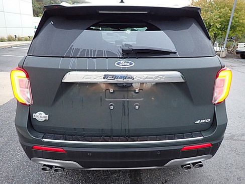 Used 2023 Ford Explorer King Ranch w/ Technology Package image 3