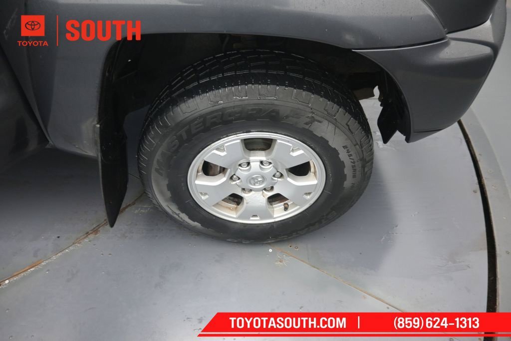Used 2012 Toyota Tacoma 4x4 Double Cab w/ SR5 Pkg image 25