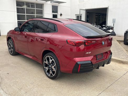 Used 2025 BMW X2 xDrive28i w/ M Sport Package AWD/4WD image 4