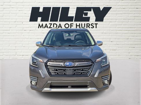 Used 2023 Subaru Forester Touring AWD/4WD image 2