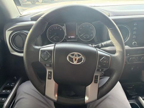 Used 2021 Toyota Tacoma SR5 image 19