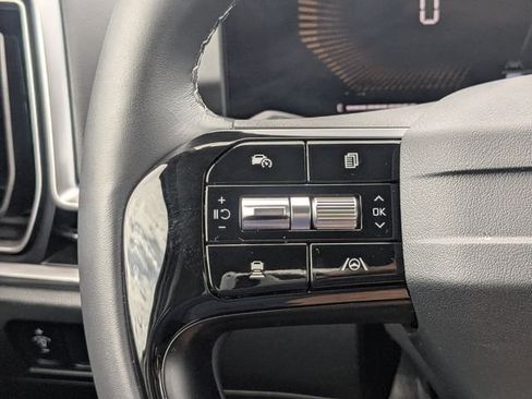 New 2026 Kia Sorento LX FWD image 29