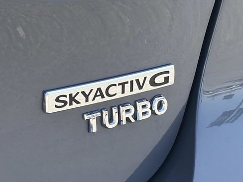 Used 2025 MAZDA MAZDA3 Hatchback w/Premium Plus Pkg image 23