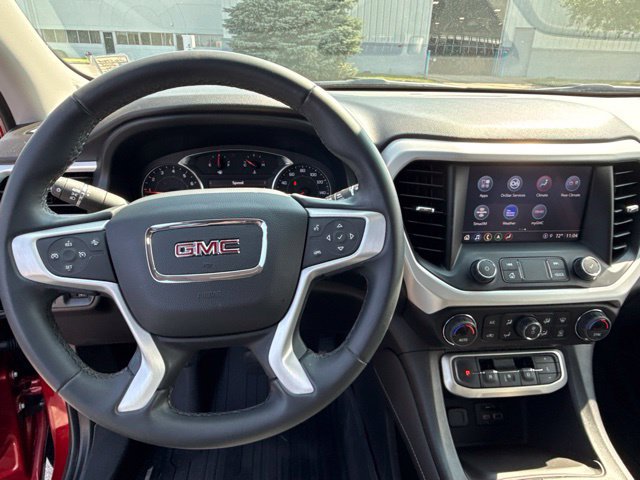 Used 2023 GMC Acadia SLT AWD/4WD image 25