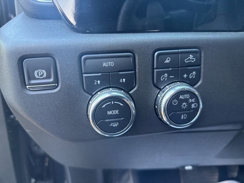 Certified 2025 GMC Sierra 1500 SLT w/ SLT Premium Plus Package image 11